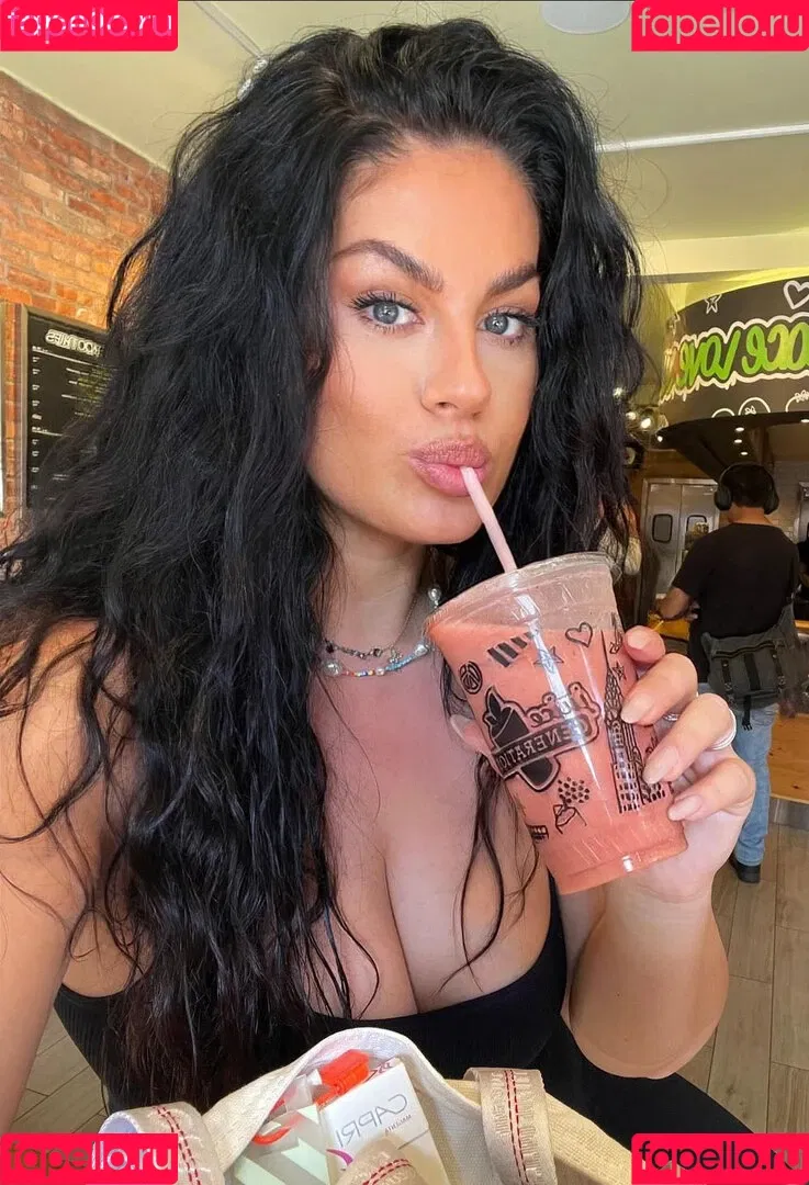 Hanna Wilperath Onlyfans Photo Gallery 