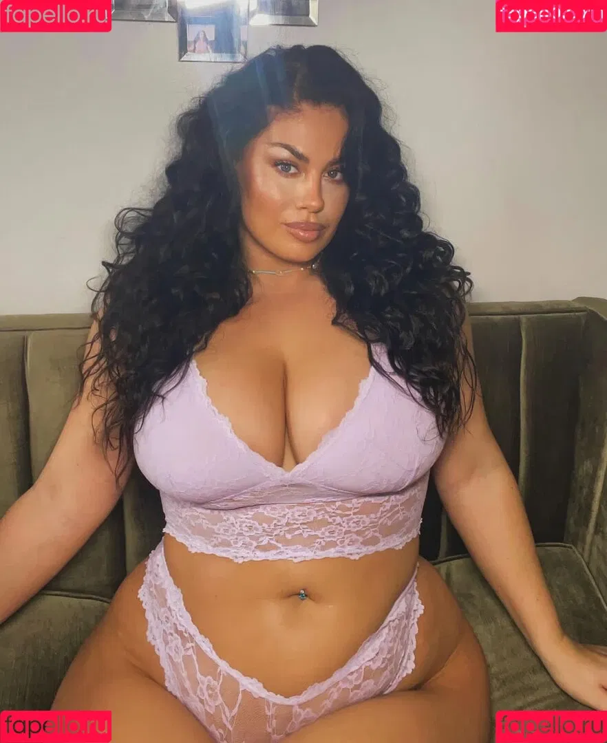 Hanna Wilperath Onlyfans Photo Gallery 