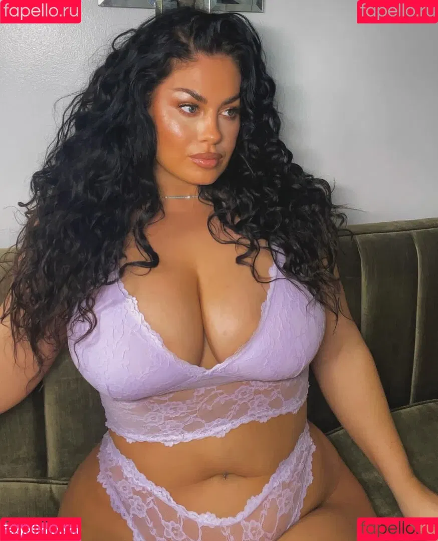 Hanna Wilperath Onlyfans Photo Gallery 