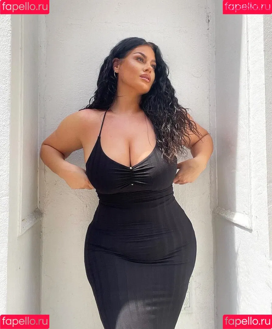 Hanna Wilperath Onlyfans Photo Gallery 