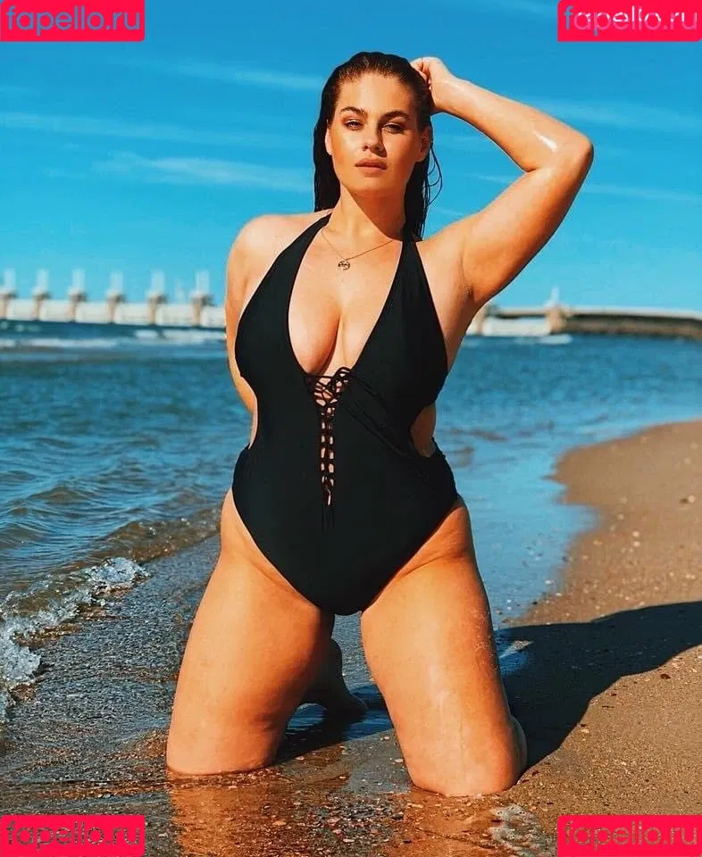 Hanna Wilperath Onlyfans Photo Gallery 