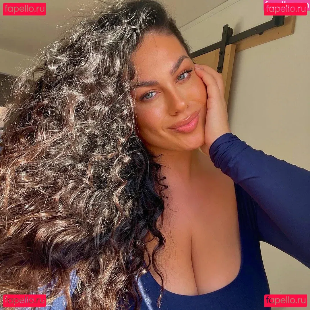 Hanna Wilperath Onlyfans Photo Gallery 