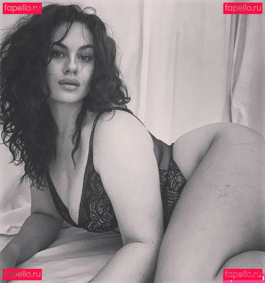 Hanna Wilperath Onlyfans Photo Gallery 