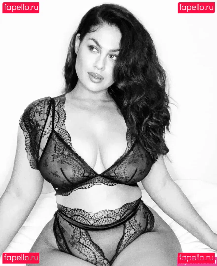 Hanna Wilperath Onlyfans Photo Gallery 