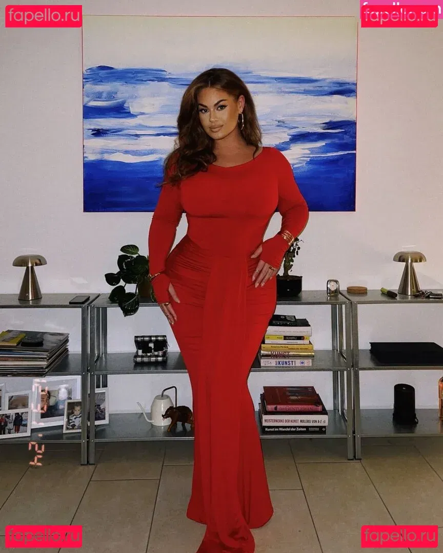 Hanna Wilperath Onlyfans Photo Gallery 