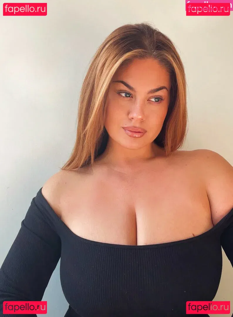 Hanna Wilperath Onlyfans Photo Gallery 