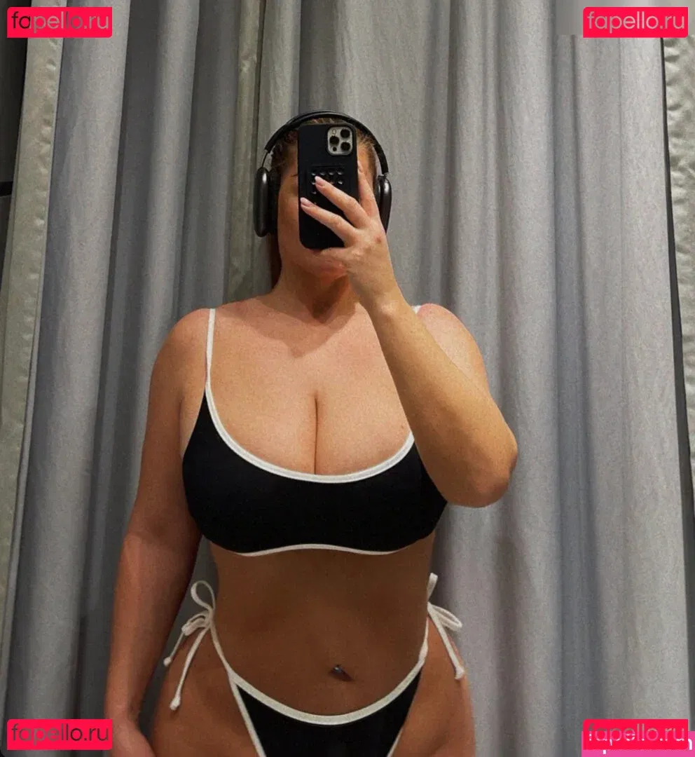 Hanna Wilperath Onlyfans Photo Gallery 