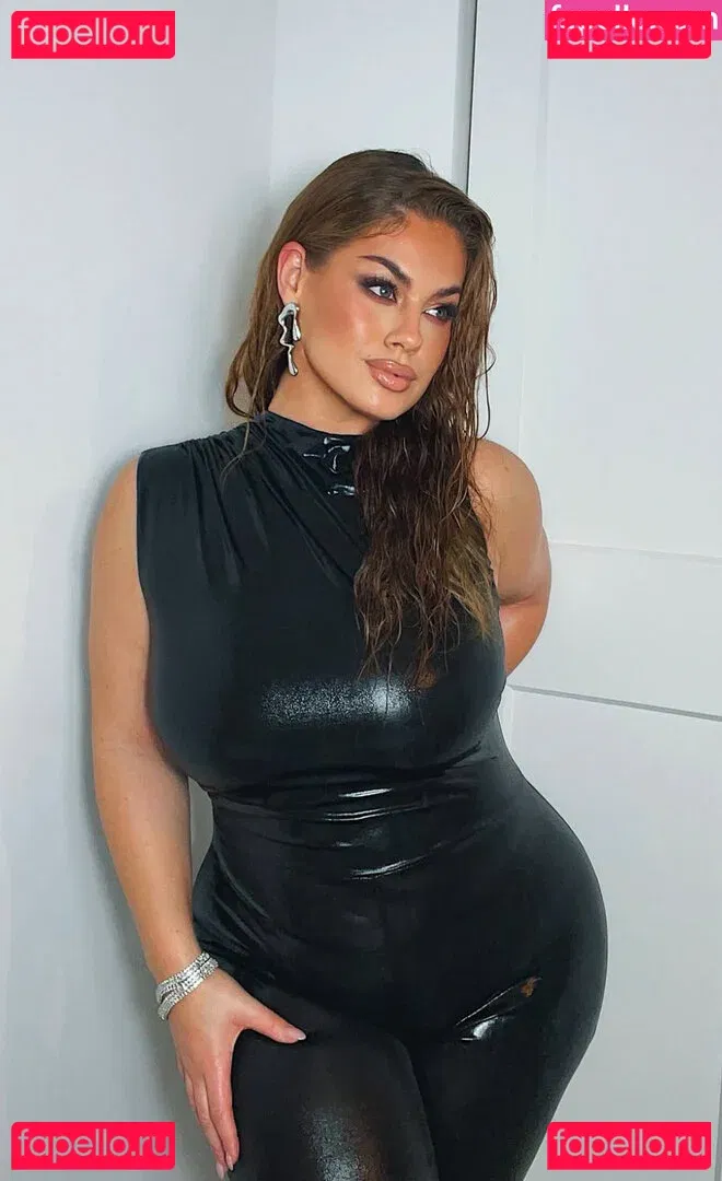 Hanna Wilperath Onlyfans Photo Gallery 