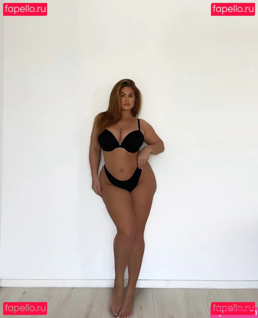 Hanna Wilperath Onlyfans Photo Gallery 