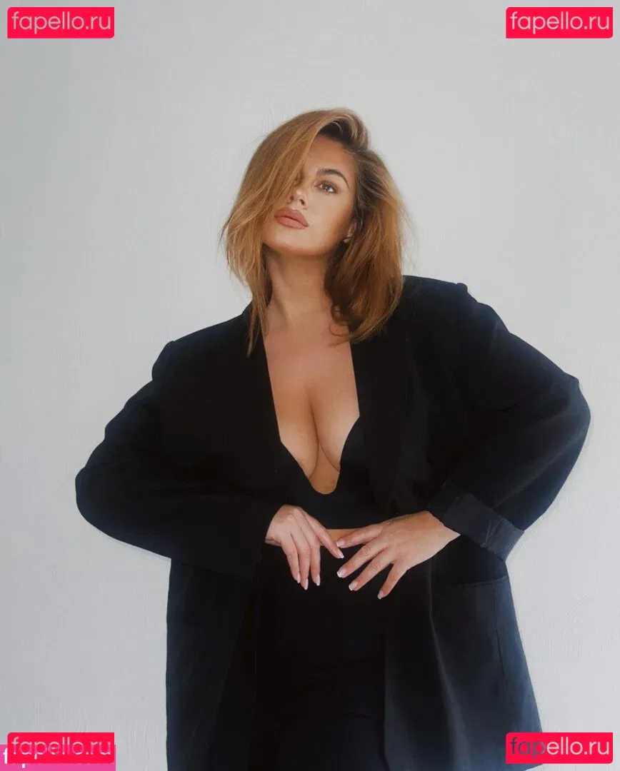 Hanna Wilperath Onlyfans Photo Gallery 