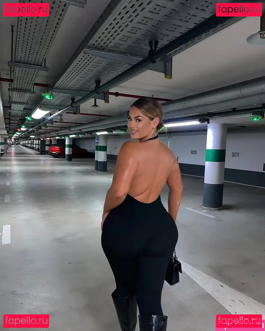 Hanna Wilperath Onlyfans Photo Gallery 