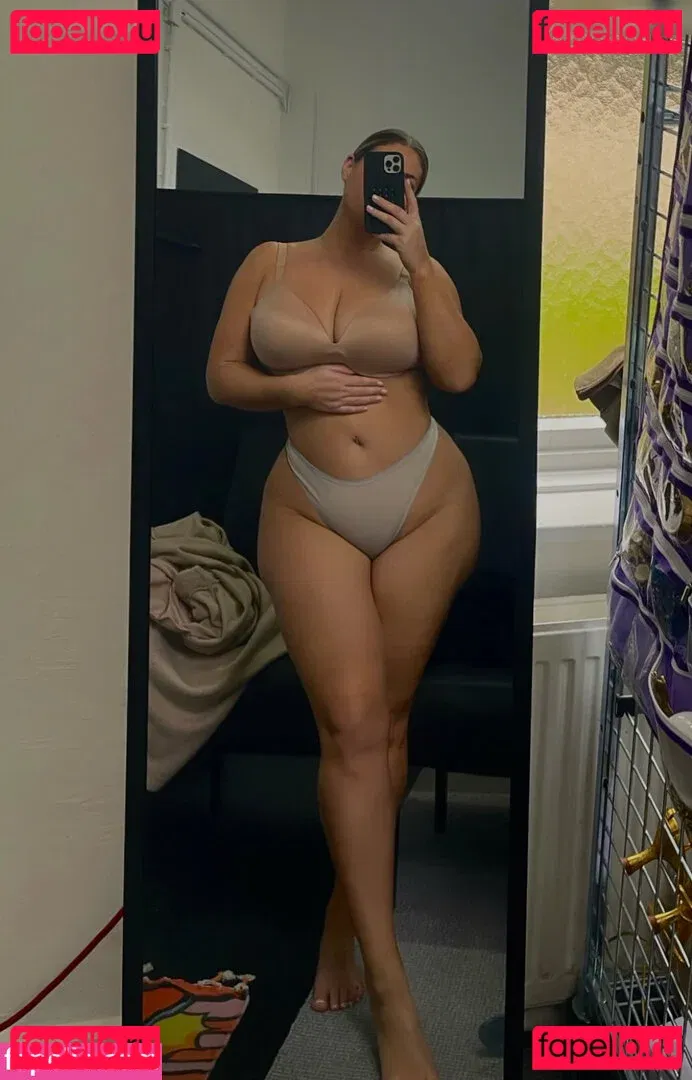 Hanna Wilperath Onlyfans Photo Gallery 