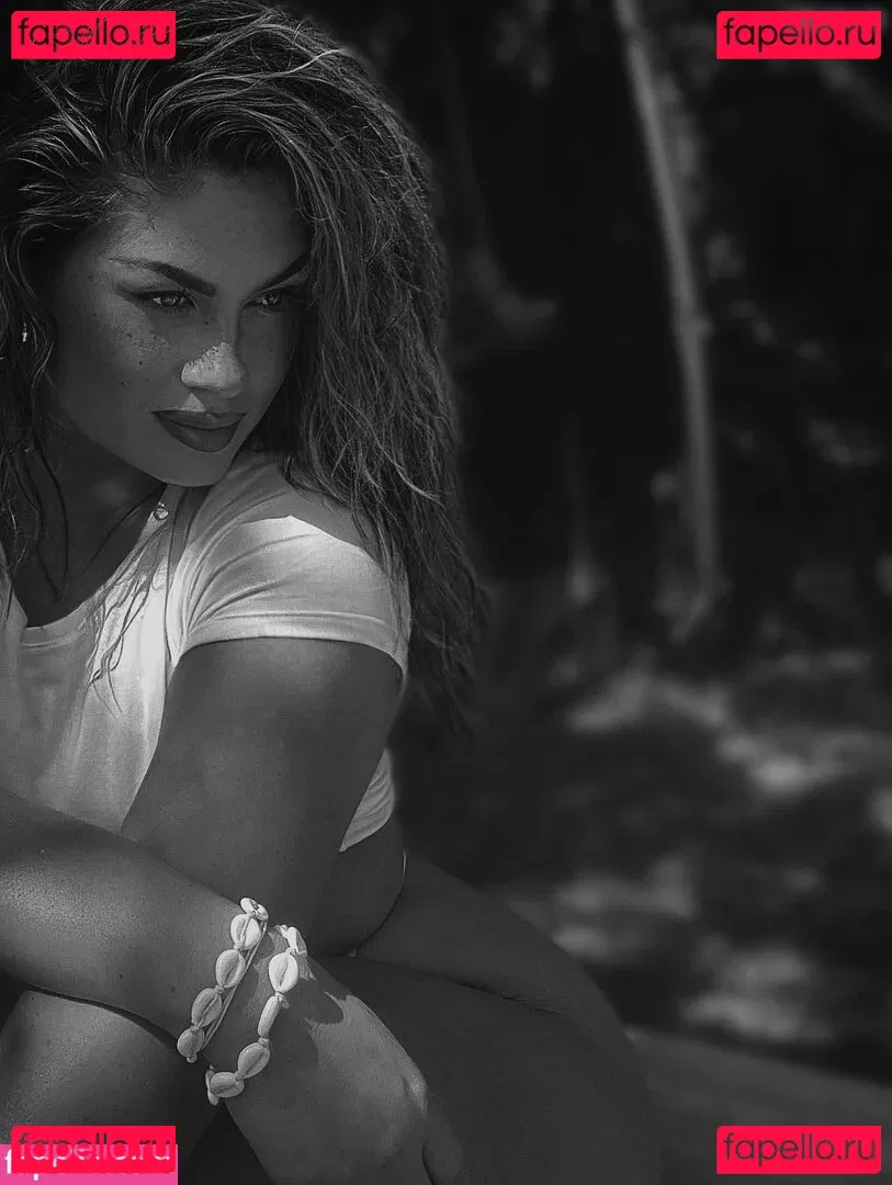 Hanna Wilperath Onlyfans Photo Gallery 