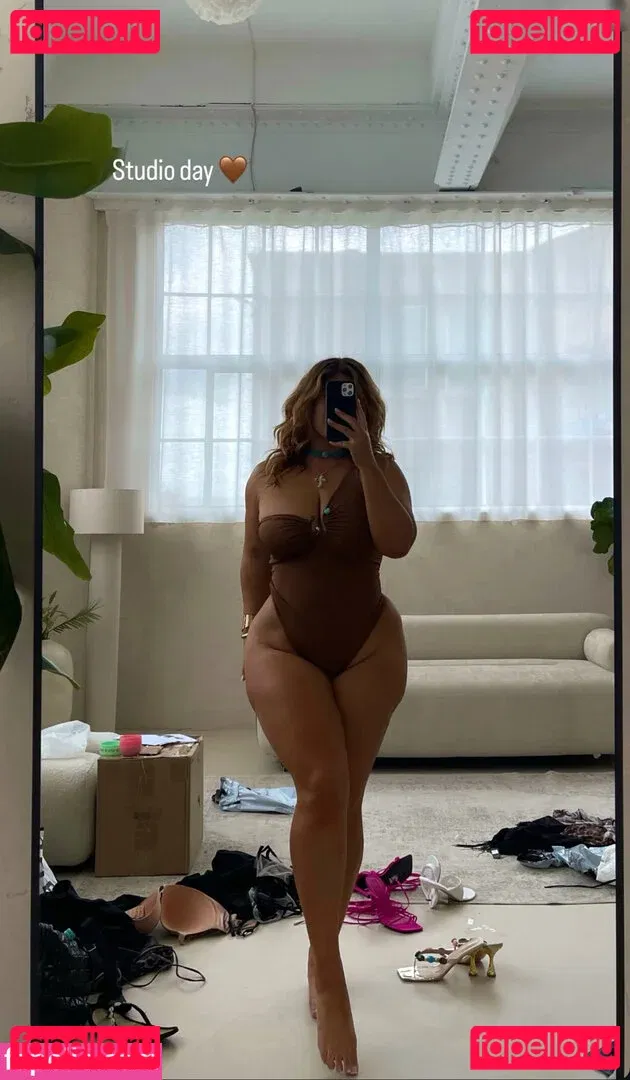 Hanna Wilperath Onlyfans Photo Gallery 