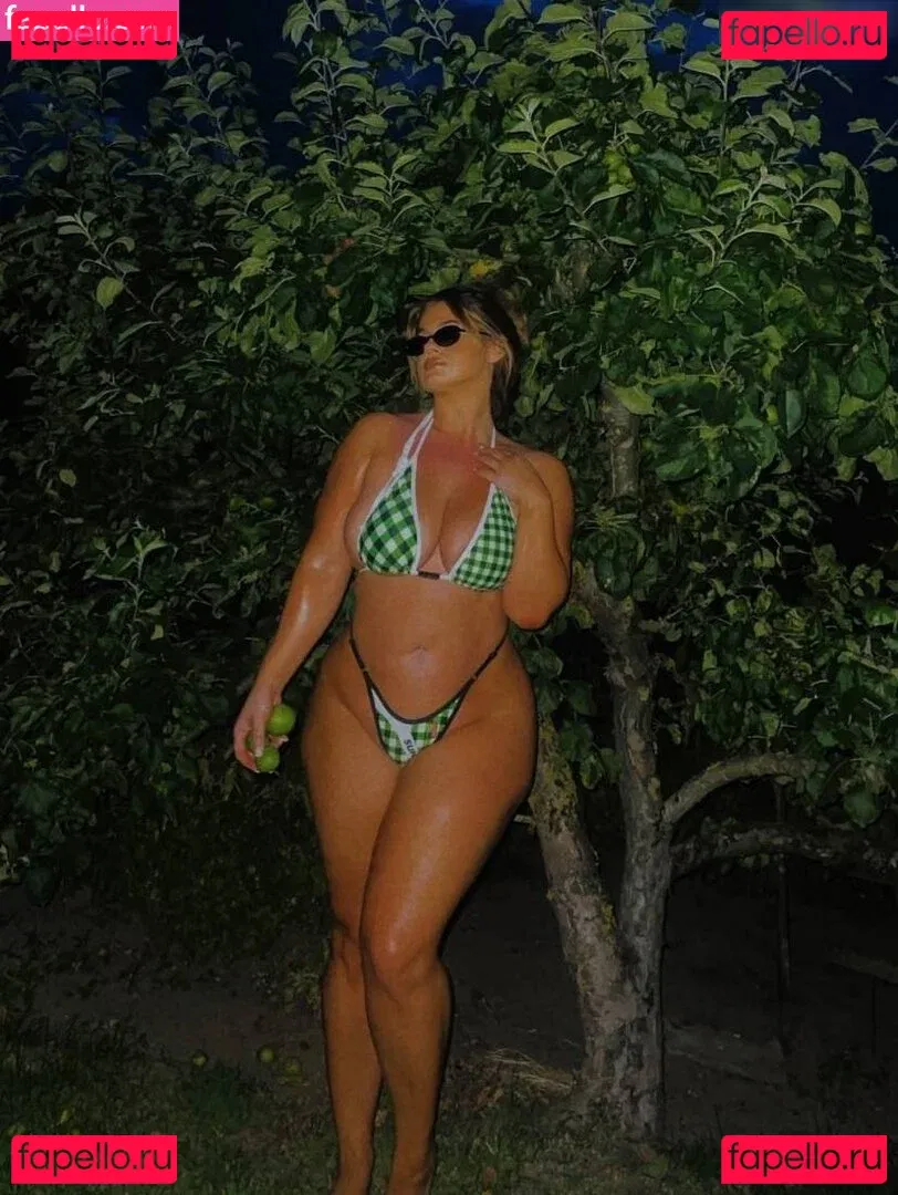 Hanna Wilperath Onlyfans Photo Gallery 