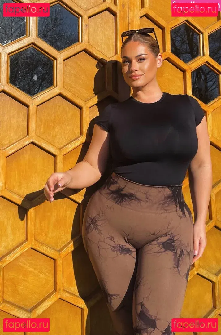 Hanna Wilperath Onlyfans Photo Gallery 