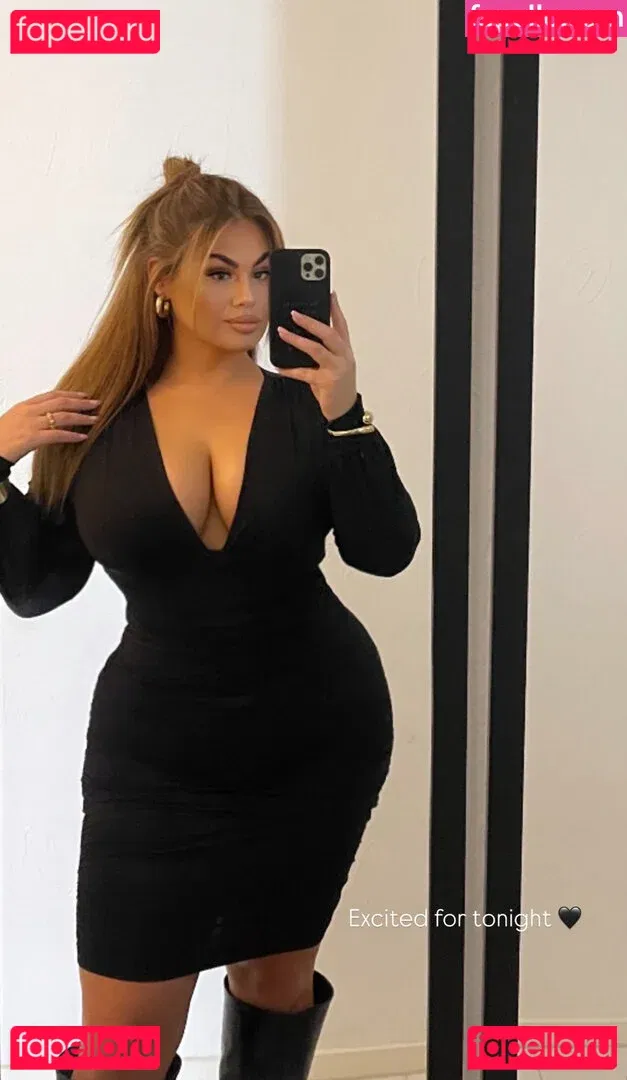 Hanna Wilperath Onlyfans Photo Gallery 