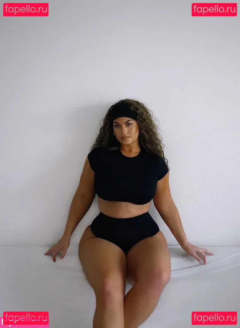 Hanna Wilperath Onlyfans Photo Gallery 