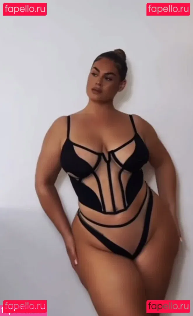 Hanna Wilperath Onlyfans Photo Gallery 