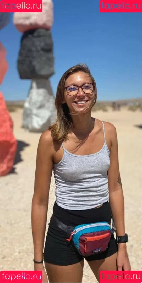 Nikita Crump Onlyfans Photo Gallery 