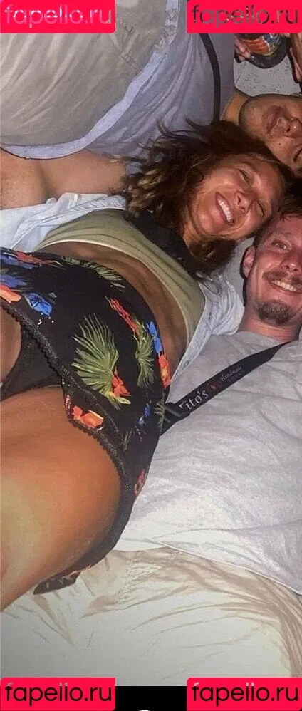 Nikita Crump Onlyfans Photo Gallery 