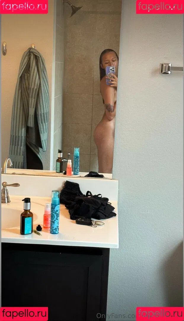 Nikita Crump Onlyfans Photo Gallery 