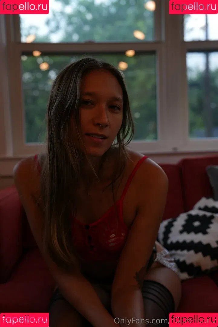 Nikita Crump Onlyfans Photo Gallery 