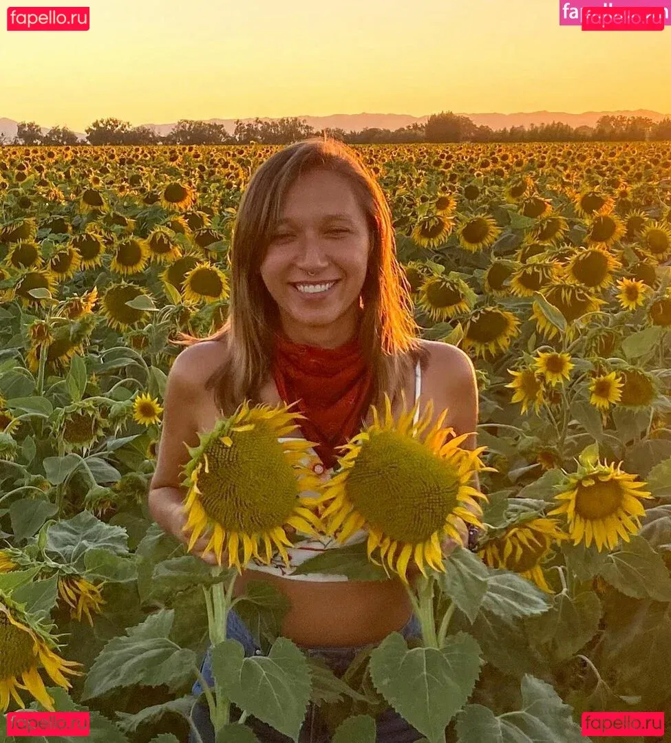 Nikita Crump Onlyfans Photo Gallery 