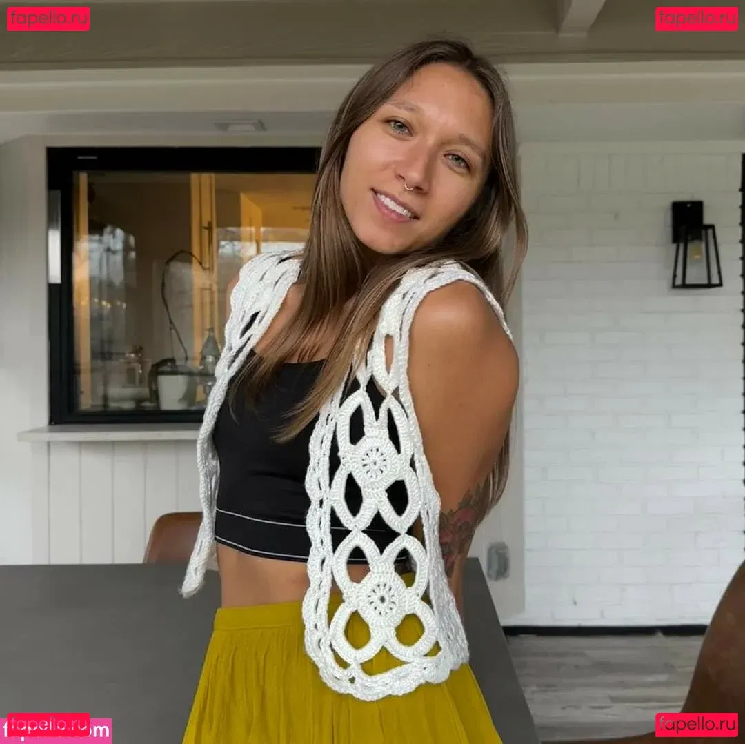 Nikita Crump Onlyfans Photo Gallery 