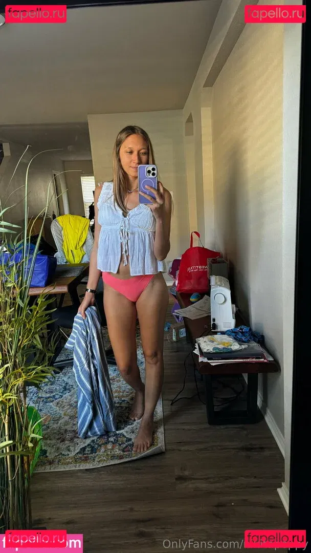 Nikita Crump Onlyfans Photo Gallery 