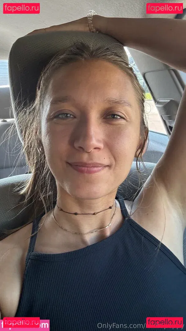 Nikita Crump Onlyfans Photo Gallery 