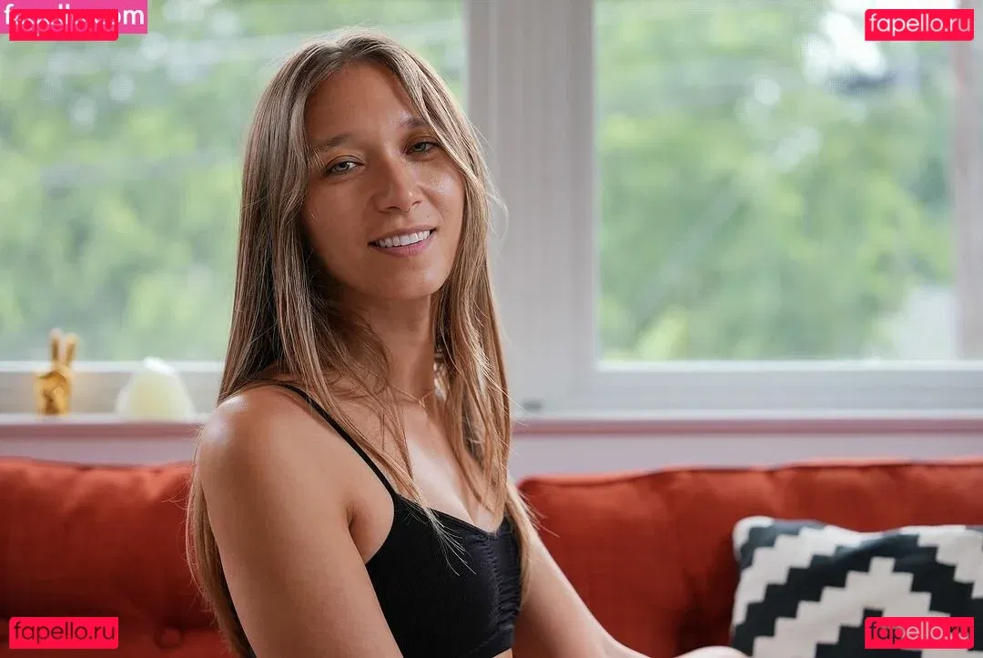 Nikita Crump Onlyfans Photo Gallery 