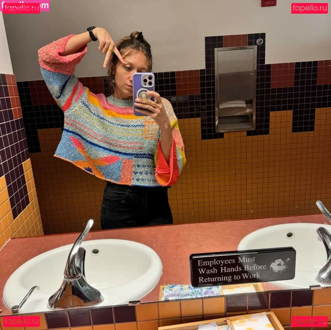 Nikita Crump Onlyfans Photo Gallery 