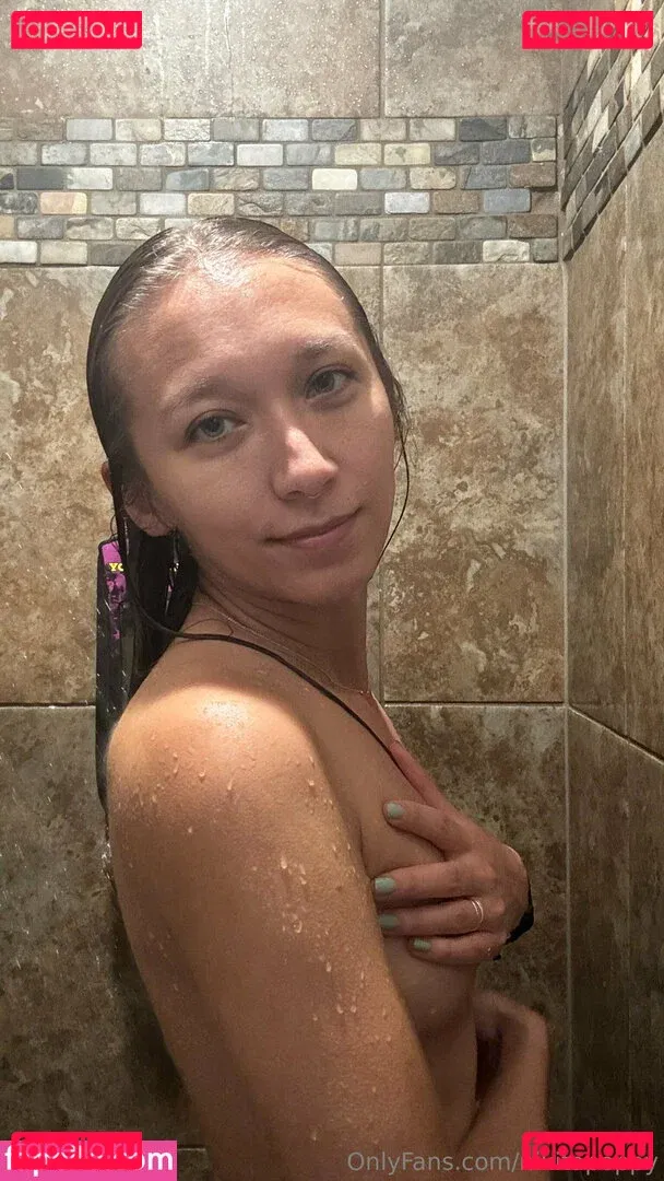 Nikita Crump Onlyfans Photo Gallery 