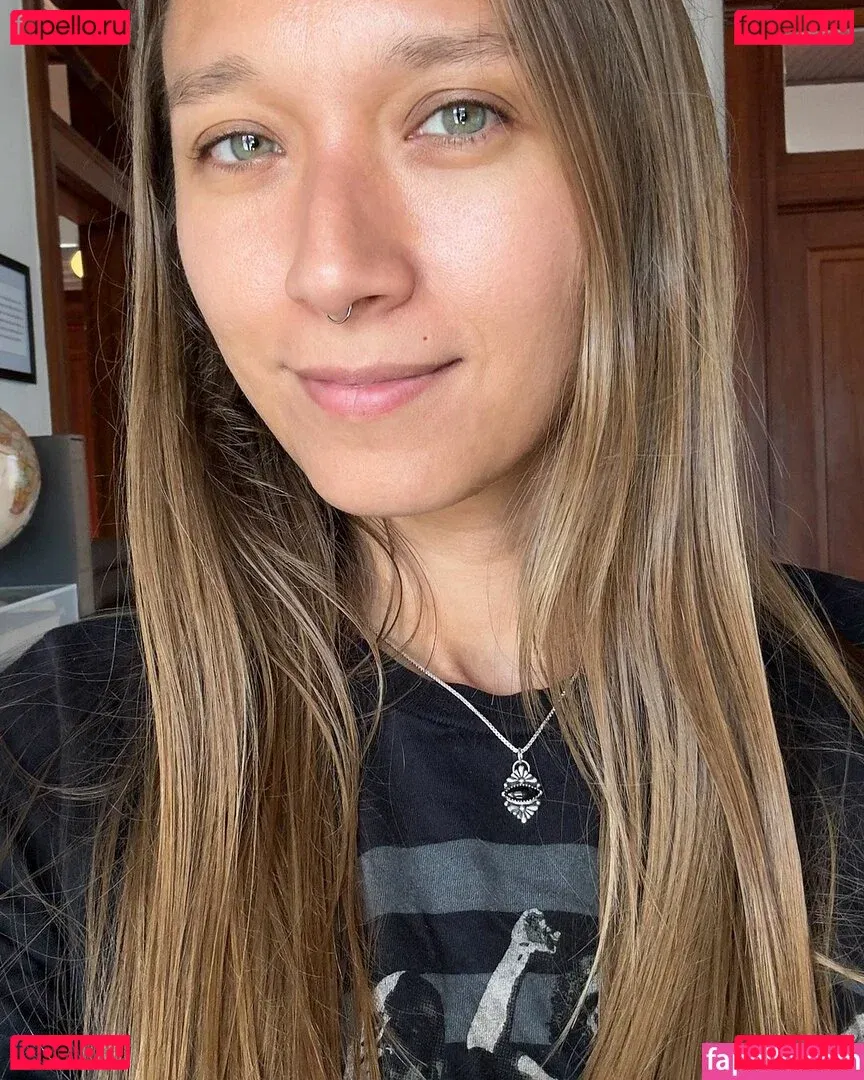 Nikita Crump Onlyfans Photo Gallery 