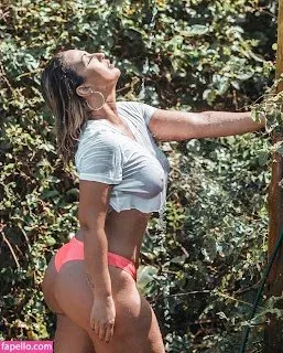 Valeska Popozuda Onlyfans Photo Gallery 