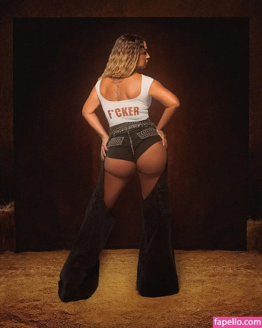 Valeska Popozuda Onlyfans Photo Gallery 