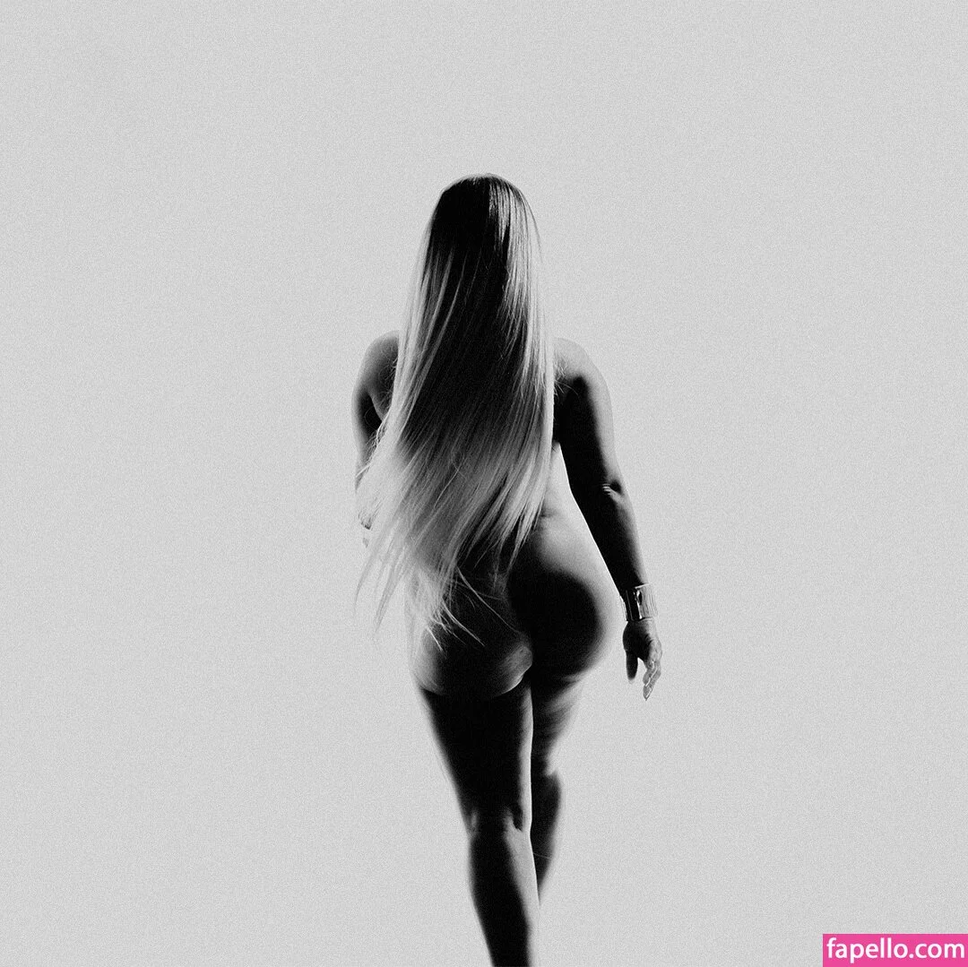 Valeska Popozuda Onlyfans Photo Gallery 