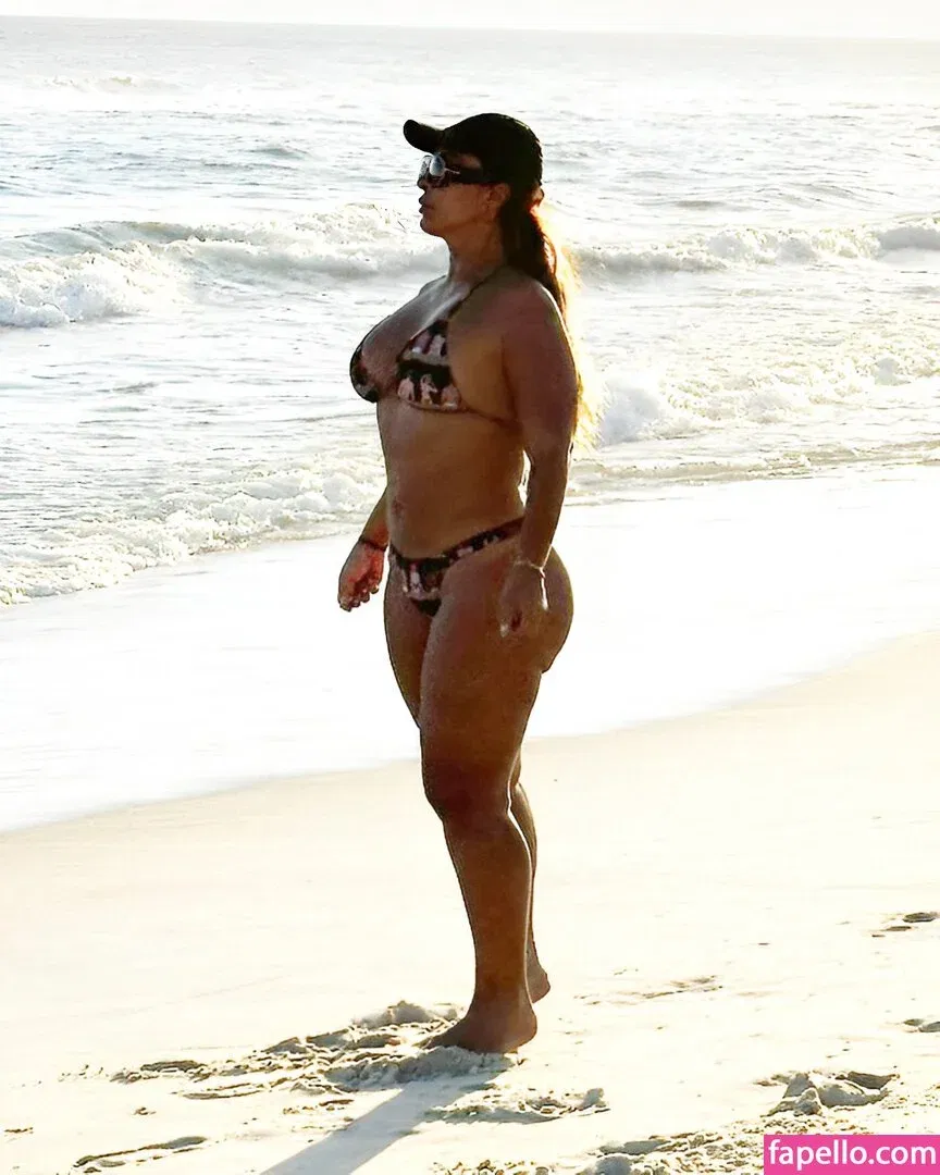 Valeska Popozuda Onlyfans Photo Gallery 