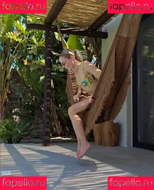 Valentina Pahde Onlyfans Photo Gallery 