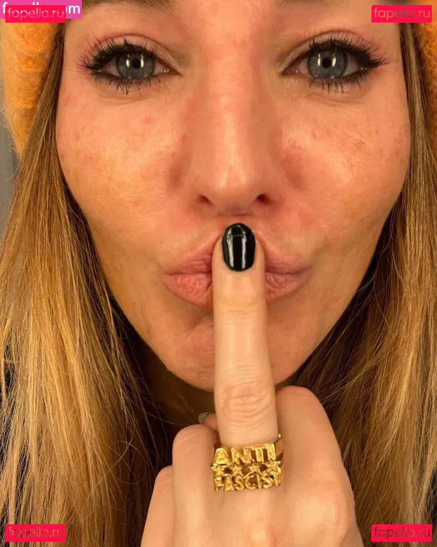 Jeannine Michaelsen Onlyfans Photo Gallery 