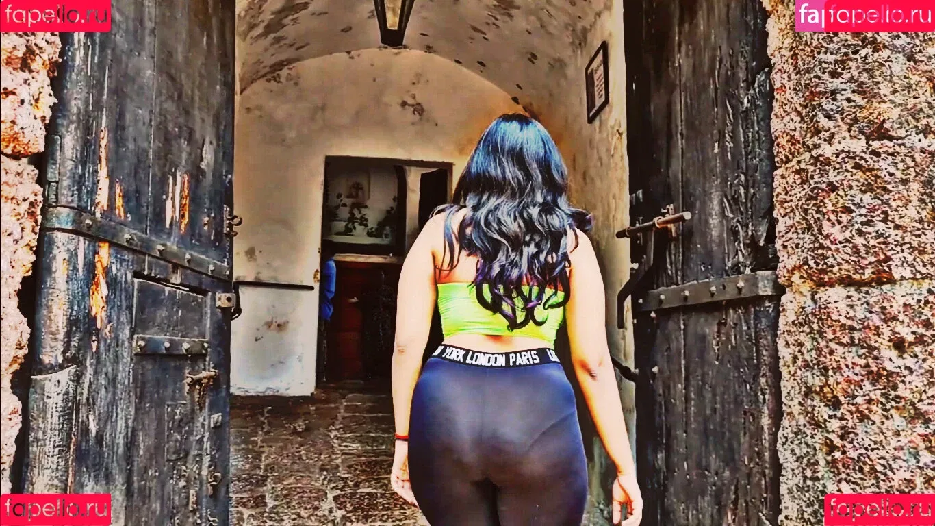 Radhika Maroo Onlyfans Photo Gallery 