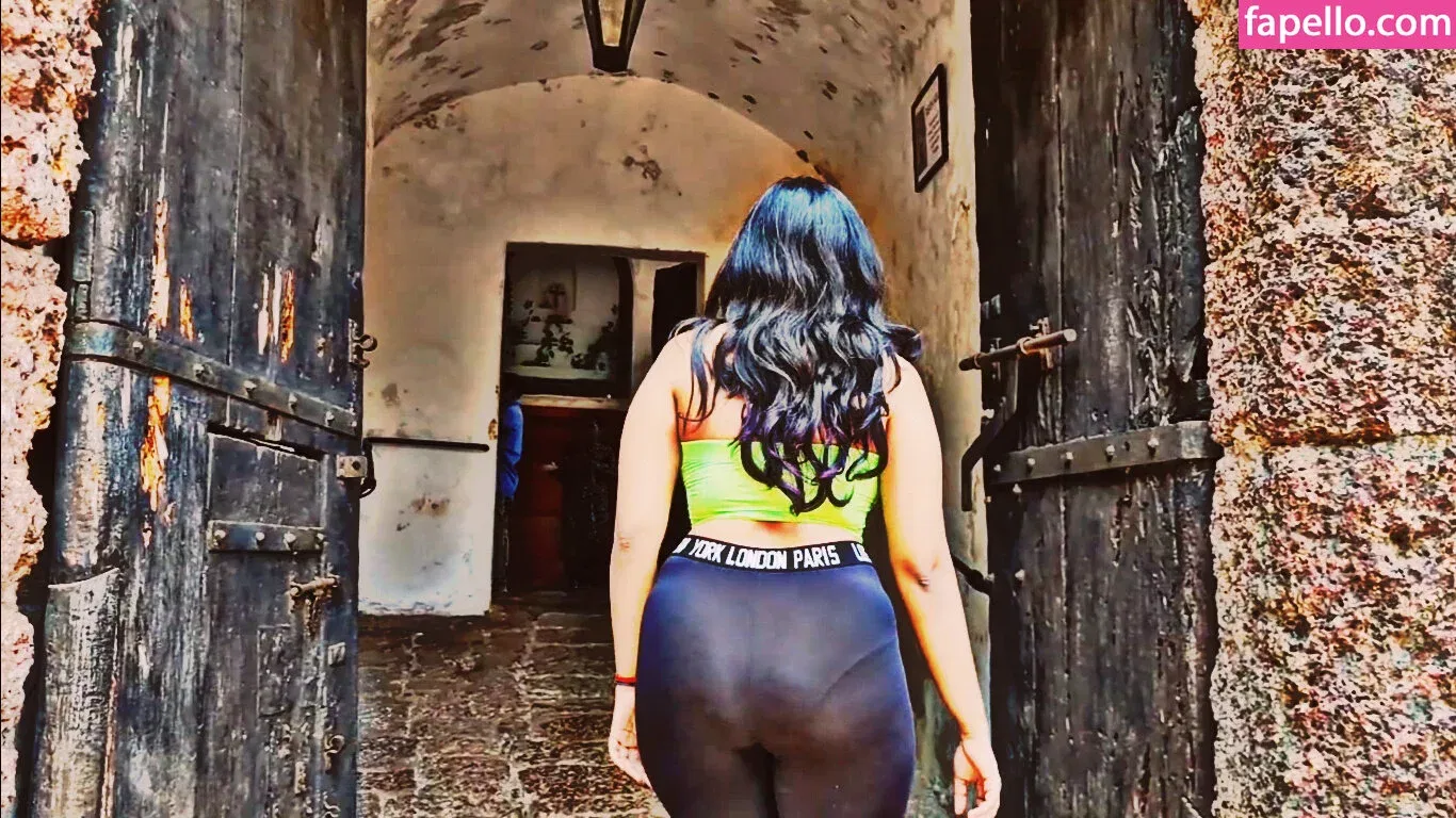 Radhika Maroo Onlyfans Photo Gallery 