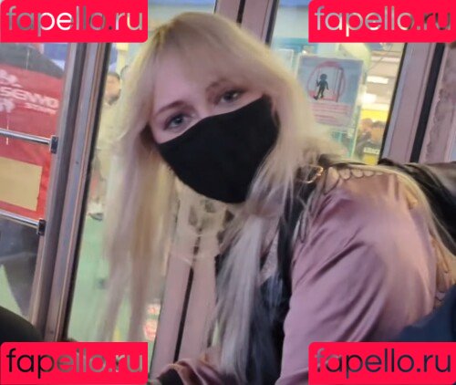 Juniper Actias Onlyfans Photo Gallery 