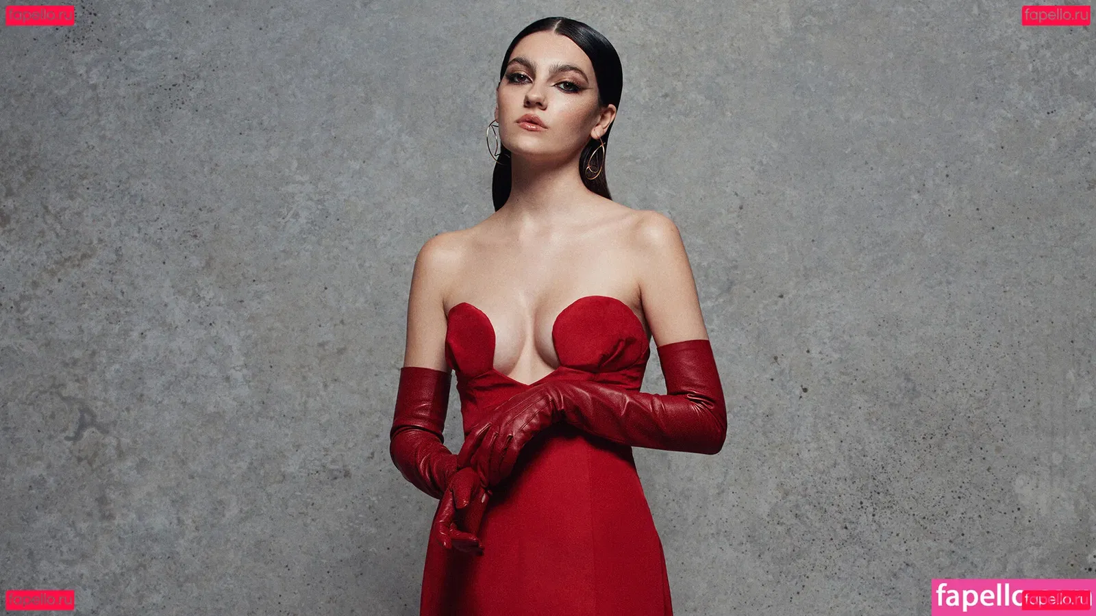 Emily Carey Onlyfans Photo Gallery 