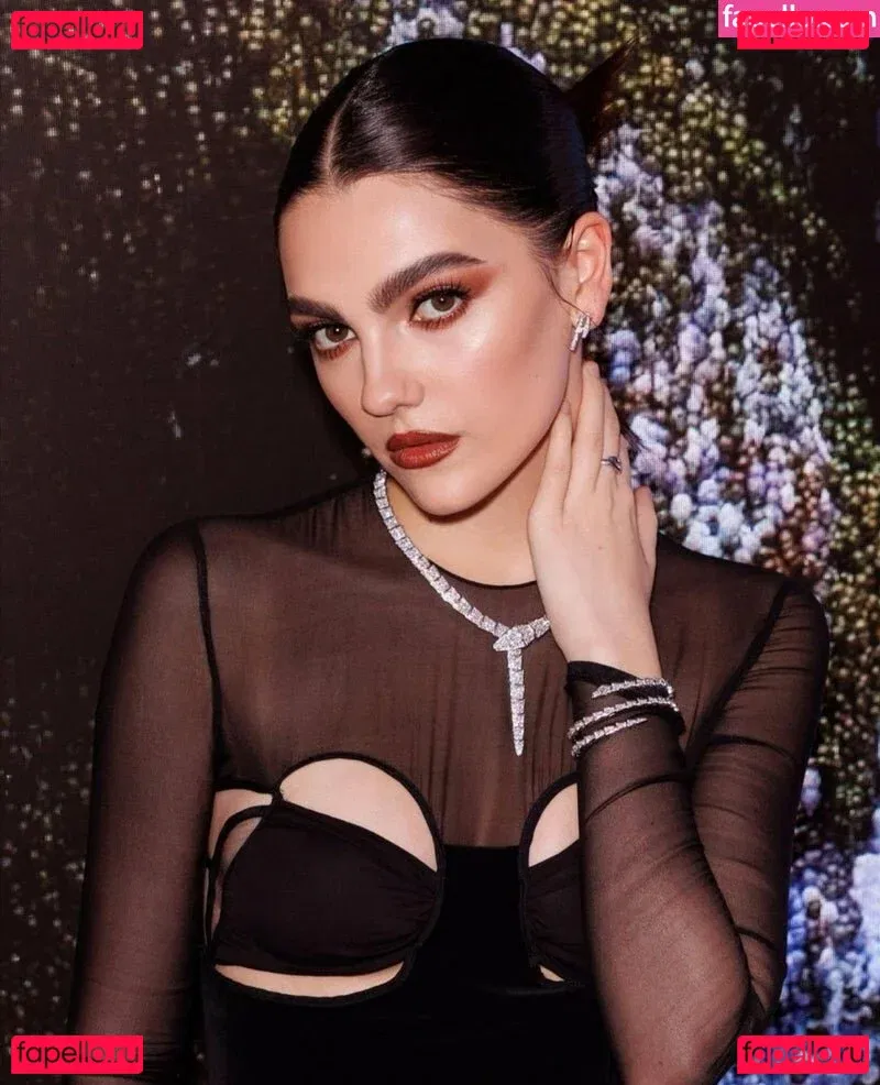 Emily Carey Onlyfans Photo Gallery 