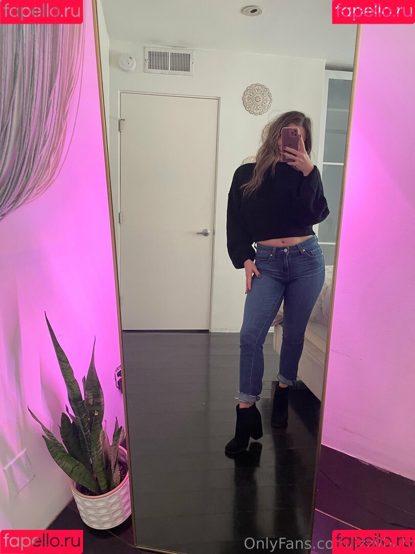 izzybutt Onlyfans Photo Gallery 