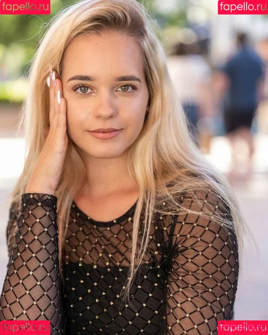Valkyrie Mcfey Onlyfans Photo Gallery 