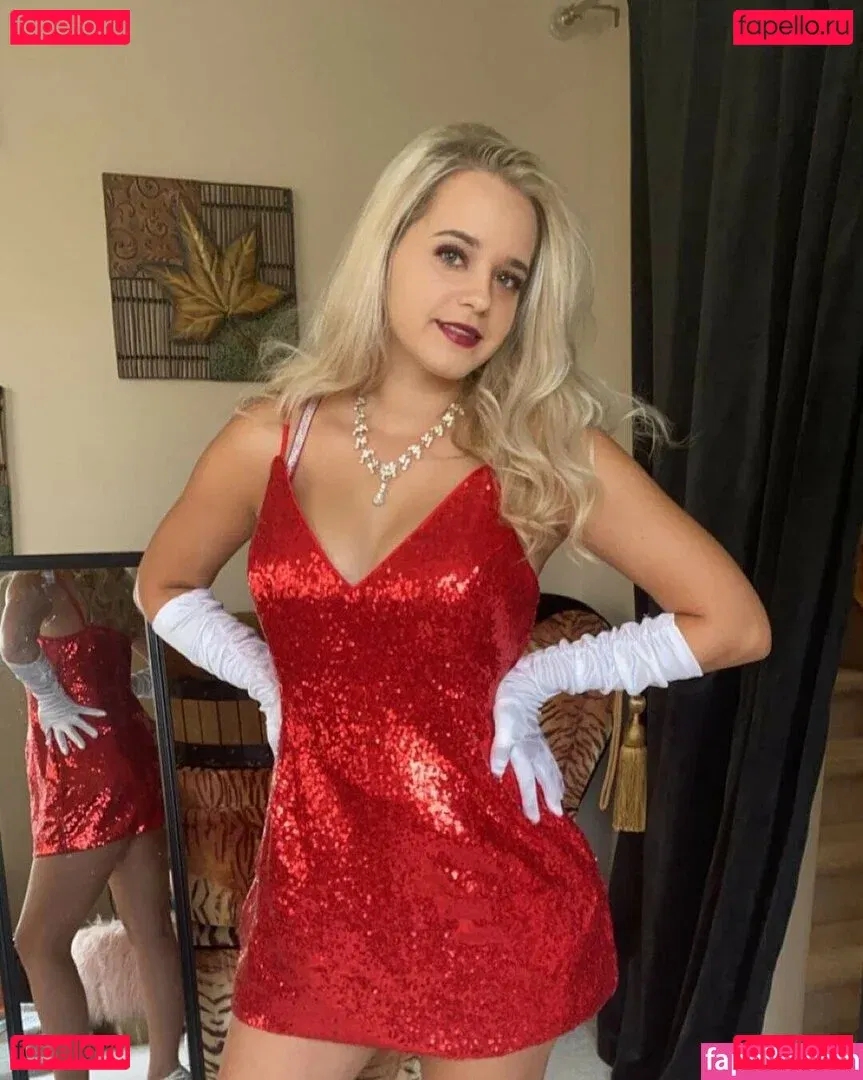 Valkyrie Mcfey Onlyfans Photo Gallery 