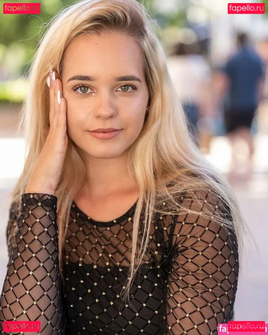 Valkyrie Mcfey Onlyfans Photo Gallery 